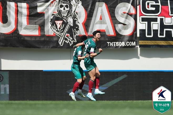 지난 4월 FC서울 원정 경기에서 결승골을 넣은 유강현. (한국프로축구연맹 제공)