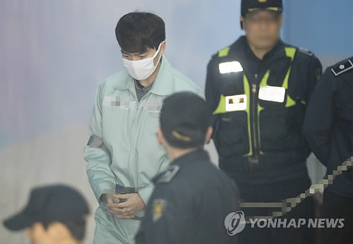 지난 2019년 선고공판 출석하는 손승원씨. [연합뉴스]