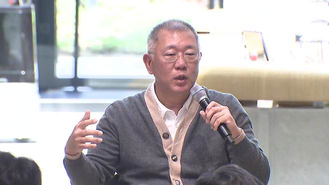 현대자동차 양재 사옥 리노베이션 행사 참여해 발언하는 정의선 현대차그룹 회장