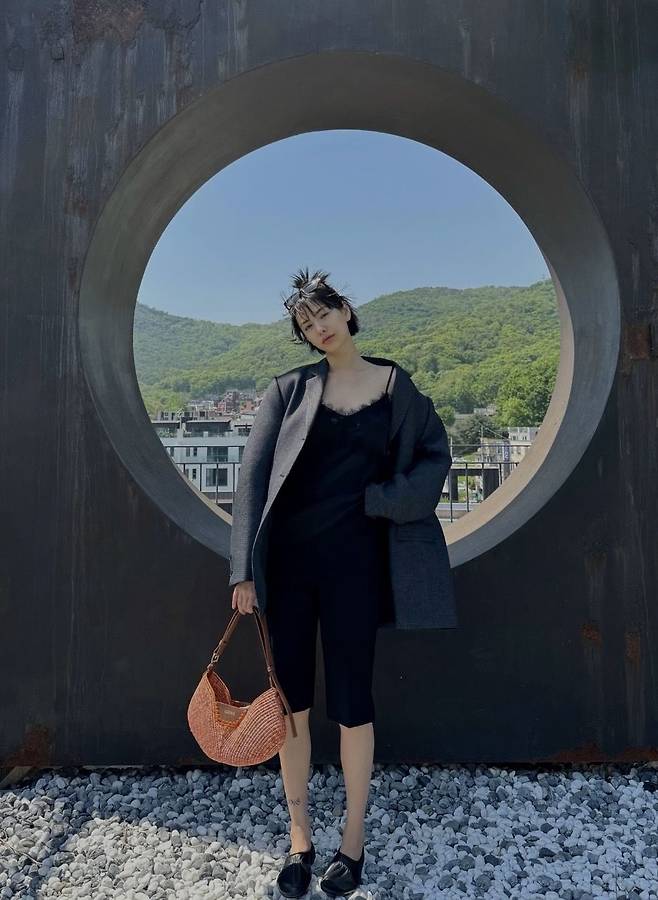 @jin_a_nana
