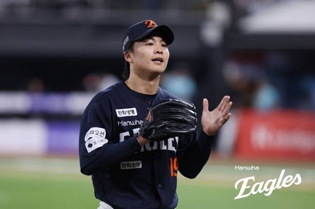 15일 선발 등판한 왕옌청. /사진=한화 이글스