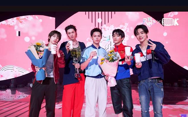 '뮤직뱅크'도 1위! '글로벌 돌풍' 코르티스, 전 세계 주요 차트 석권 '승승장구'