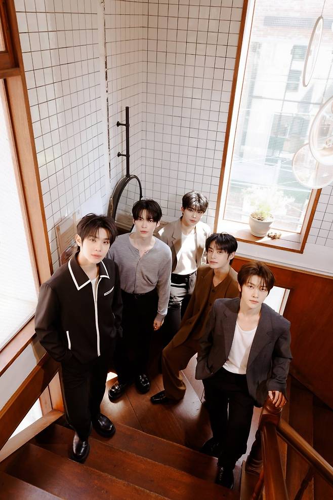제로베이스원 미니 6집 인터뷰 / 사진 제공=웨이크원