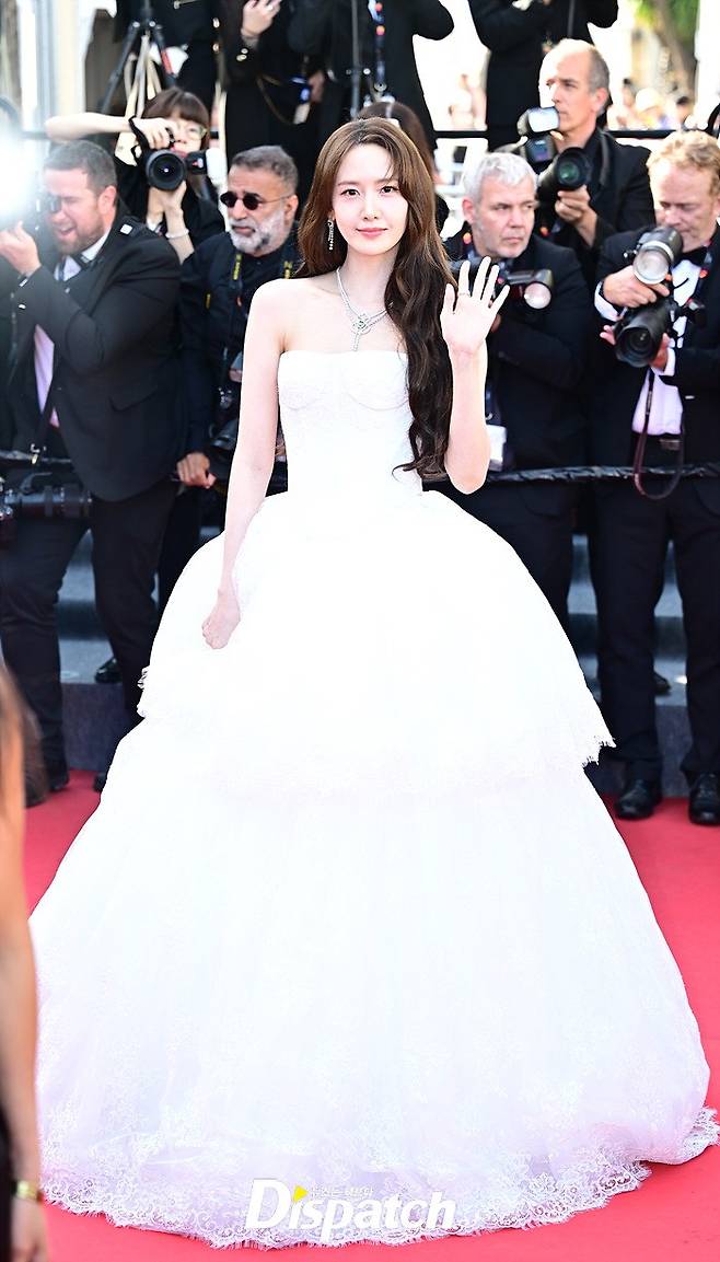 Actress Im Yoon-ah showcased her dazzling beauty while attending the Red Carpet event at the 79th Cannes International Film Festival in Cannes, France. Appearing in a white dress, Im Yoon-ah captivated the attention of the audience with her innocent visuals and lovely smile.