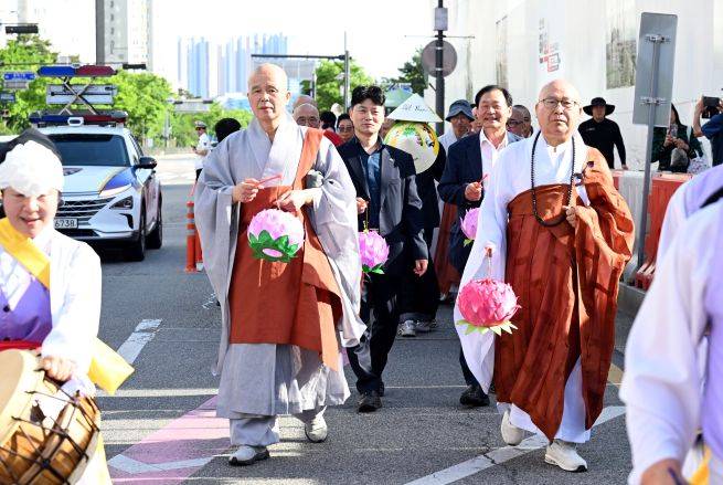 부처님 오신날 연등축제 현장 ⓒ안산시 제공