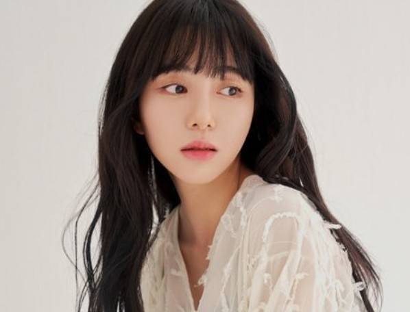 그룹 AOA 출신 권민아가 18년 전 성범죄 가해자의 혐의가 재판에서 인정됐다고 밝혔다. /사진=권민아 인스타그램