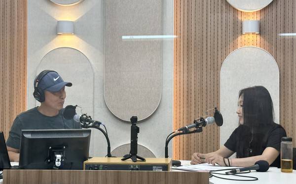 한영애 50년 특집방송으로 진행된 '올웨이즈 인천 배칠수입니다' 2026.05.21. [사진 = 경인방송]
