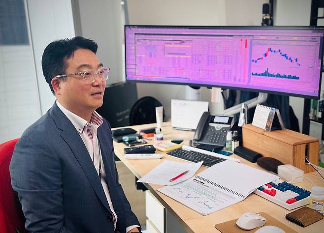 서울 여의도 IFC 메리츠증권 여의도리더스센터에서 황보원경 이사가 인터뷰를 진행하고 있다. 임성영 기자.