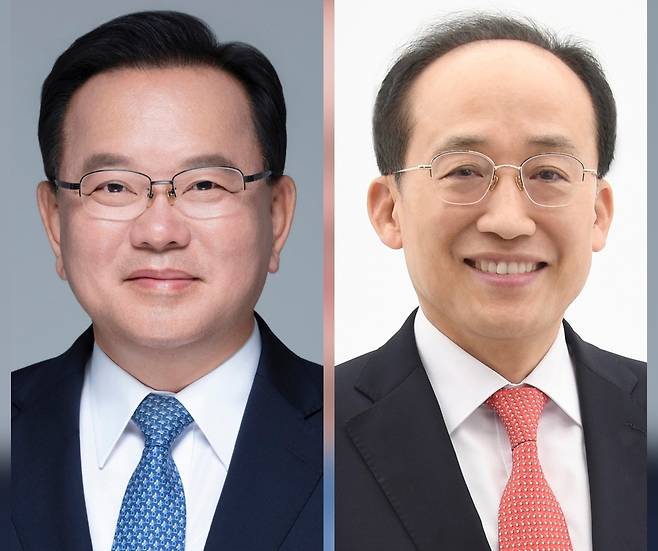 22일 오후 TBC 제9회 전국동시지방선거 대구시장 후보자 초청 토론회에서 김부겸 더불어민주당 후보(왼쪽)와 추경호 국민의힘 후보가 격돌했다.[중앙선관위 제공]