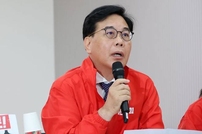 송언석 국민의힘 공동선거대책위원장이 22일 서울 여의도 중앙당사에서 열린 중앙선거대책위원회의에서 발언하고 있다. 연합뉴스
