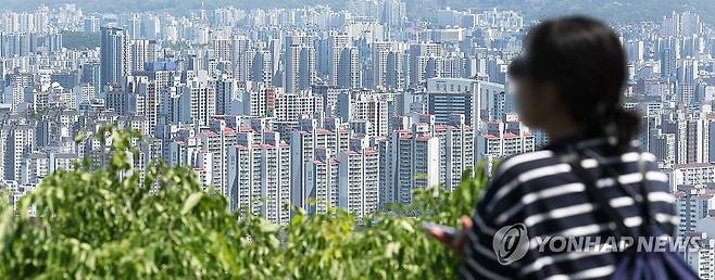 다주택자 매물 풀린 석달간 경기도 집 산 서울시민 1만1천명 [연합뉴스 자료사진]