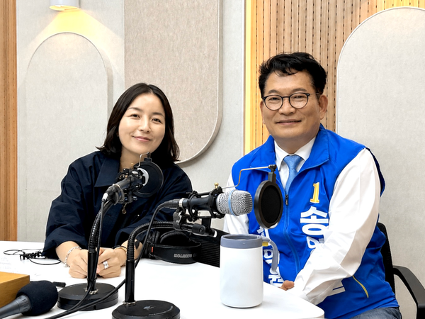 송영길 더불어민주당 연수갑 국회의원 후보가 경인방송 '굿모닝 인천, 박주언입니다'에 출연해 공약과 미래비전에 대해 이야기했다. 2026.5.28 [경인방송 시사뉴스팀]