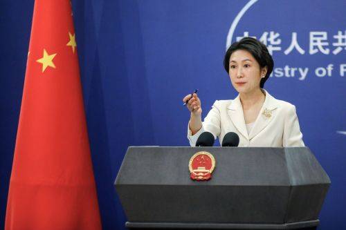 마오닝 중국 외교부 대변인이 2023년 10월 베이징 외교부 청사에서 브리핑하고 있다. 연합뉴스