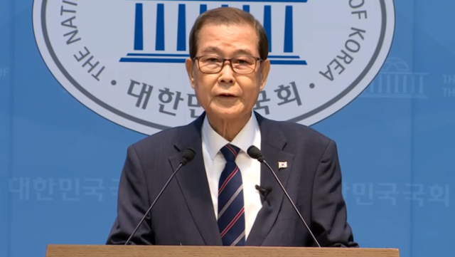 박수천 한국 베트남 우호협의회장 겸 월남전 참전용사 명예수당 인상 추진위원장이 지난 3월 30일 국회에서 참전수당 현실화를 촉구하고 있다. [월남전 참전용사 명예수당 인상 추진위 제공]