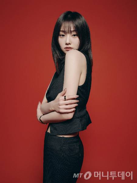 그룹 아이오아이(I.O.I) 출신 배우 강미나가 멤버들과의 불화설을 일축했다. /사진=머니투데이 DB