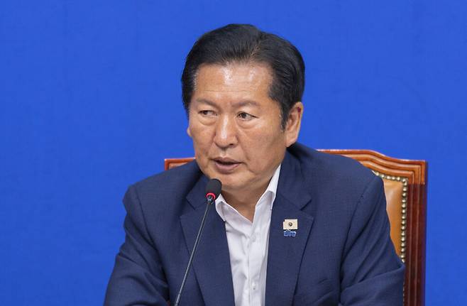 정청래 더불어민주당 총괄상임선대위원장이 28일 국회에서 민주당 국토위·행안위원들이 주최한 '서울의 안전 이대로 괜찮은가?' 전문가 긴급 좌담회에 참석해 발언하고 있다. ⓒ연합뉴스