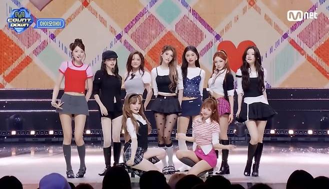 ▲ 아이오아이. 출처| Mnet '엠카운트다운' 캡처