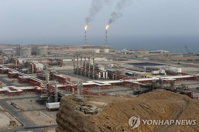 이란 아살루예 석유화학 단지 [AP=연합뉴스 자료사진. 재판매 및 DB 금지]