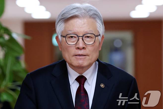 최동석 인사혁신처장. 2026.4.21 ⓒ 뉴스1 김명섭 기자