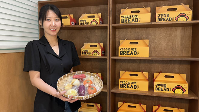김보연 정남미명과 대표가 지난달 26일 헤럴드경제와의 인터뷰 후 기념 사진을 촬영하고 있다. 박연수 기자