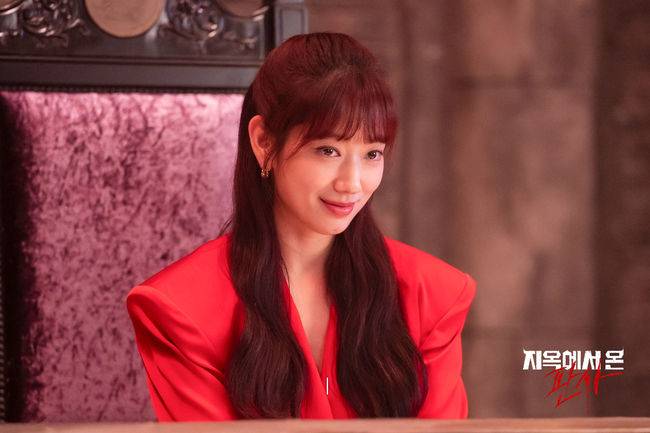 Park Shin Hye, who is currently pregnant with her second child, will return to Judge from Hell 2 after giving birth.On the morning of the 1st, SBS Drama Media Day SBS DRAMA: NE X T EPISODE was held at Hotel Naru Seoul M Gallery in Mapo-gu, Seoul. In the first part of the event, Studio S CEO Hong Sung-chang and SBS Programming Director Kim Ki-beok attended and shared their vision and achievements of SBS dramas.In the six years since the launch of Studio S, SBS has planned and produced a total of 60 well-made productions, and has achieved overwhelming results with a series of mega-hits with ratings exceeding 20%, including Stable, Penthouse, Romantic Doctor Kim Sabu, Model Taxi, and The Passionate Priest. In particular, the company has proven its franchise power by utilizing successful IPs for seasonal series, rather than settling for one hit, such as Romantic Doctor Kim Sabu, Model Taxi, The Passionate Priest, and Good Partner.The second half of the 2026 lineup will be headlined by Kim Jang Joo, which is set to premiere on June 26th. Adapted from the webtoon of the same name, Kimjoojang is a dad universe revenge action drama in which the most ordinary dad in the world becomes the most dangerous man in the world to get his one and only daughter back. Following Kimjoojang, SBSs drama lineup for the second half of the year will include Chaebol X Detective Season 2, Dr. X, Good Partner Season 2, and Nine to Six.In 2027, SBS dramas that promise to be life-changing are also waiting. Awakening, an occult exorcism drama that follows Demon, We Have a Chance, which stars Lee Jae-hoon and Ha-young, Nightmare, which traps evil people in a nightmare that the law cant kill, and Full Count, a new baseball drama from baseball drama master SBS.The lineup was also revealed for the first time at the media day. CEO Hong Seong-chang and head of programming Kim Ki-beok announced that Dash, starring Shin Hye-sun, and Judge from Hell Season 2, in which actress Park Shin-hye returns after giving birth, will also air next year.DB, SBS