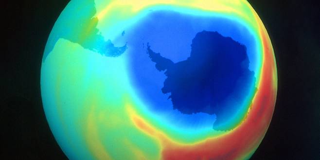 ▲남극 상공의 오존구멍. (자료=British Antarctic Survey)