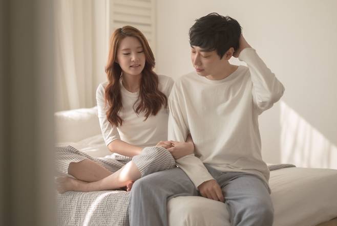 여성의 성생활 만족도는 안전감과 정서적 교감, 일상 속 부담과도 연결된다는 전문가 분석이 나왔다. 기사 내용과 직접 관련 없는 자료사진. 아이클릭아트