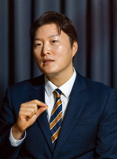 ‘AI 버블, 반도체 실전 투자법’을 쓴 이형수 HSL파트너스 대표. 조영철 기자&nbsp;