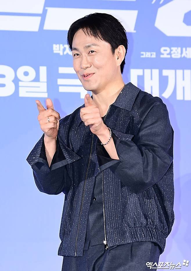 배우 오정세