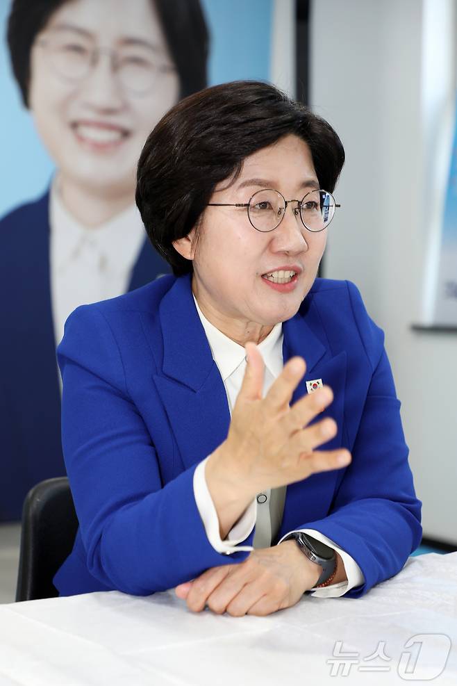 뉴스1 제주본부와 인터뷰하고 있는 고의숙 제주도교육감 후보. 2026.5.18 ⓒ 뉴스1 오미란 기자