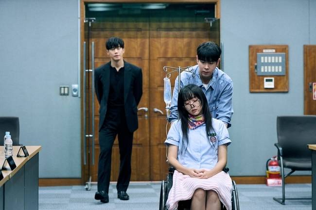 넷플릭스 ‘참교육’
