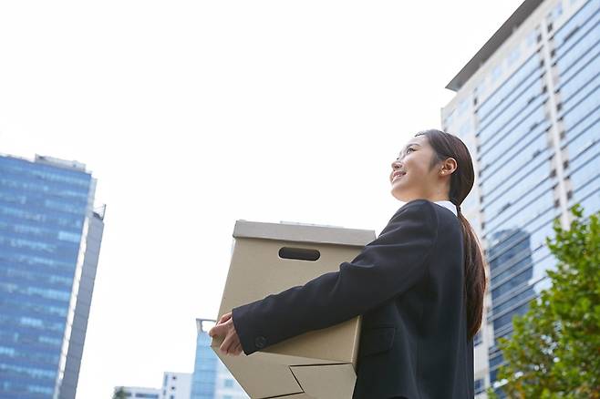 경력직임에도 신입 취업에 다시 도전한 '중고신입'들이 늘어났다.[사진｜게티이미지뱅크]