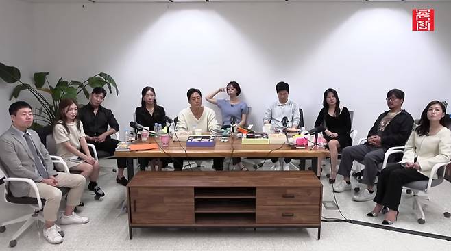 '나는 솔로' 16기, 유튜브 채널 '촌장엔터테인먼트TV'