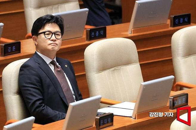 한동훈 무소속 의원이 5일 서울 여의도 국회 본회의장에서 열린 '제436회 국회(임시회) 제1차 본회의'에 참석하고 있다. 2026.6.5 강진형 기자