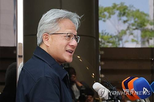 엔비디아 젠슨 황 CEO 기자회견[출처: 연합뉴스 자료사진]