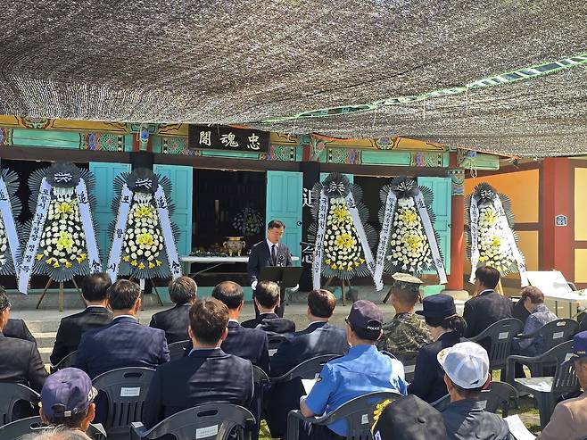 포항시 남구 구룡포읍은 지난 6일 구룡포 충혼각에서 추념식을 거행했다. /포항시 남구 제공