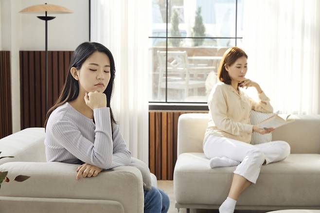 친오빠와 자신을 부모가 차별한다는 내용의 사연이 공개됐다. /사진=클립아트코리아