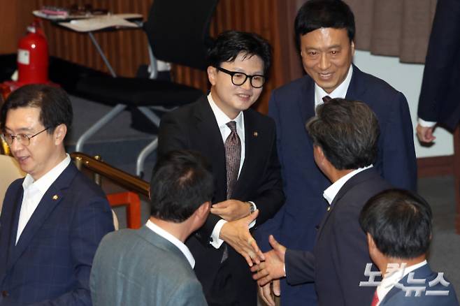 윤창원 기자
