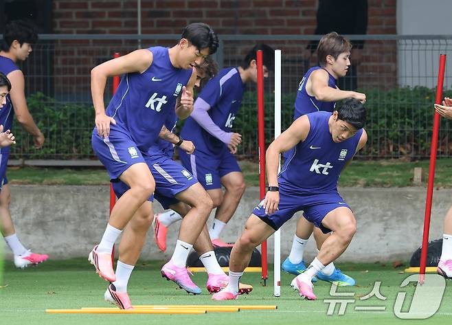 2026 북중미 월드컵에 출전하는 대한민국 축구 국가대표팀 손흥민, 황희찬, 이강인 등이 8일(현지시간) 멕시코 과달라하라 인근 사포판에 위치한 치바스 바예 베르데에서 훈련을 하고 있다. 2026.6.9 ⓒ 뉴스1 임세영 기자