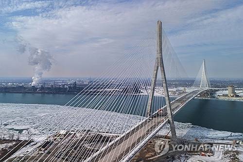 건설 중인 고디 하우 국제대교. 로이터 연합뉴스