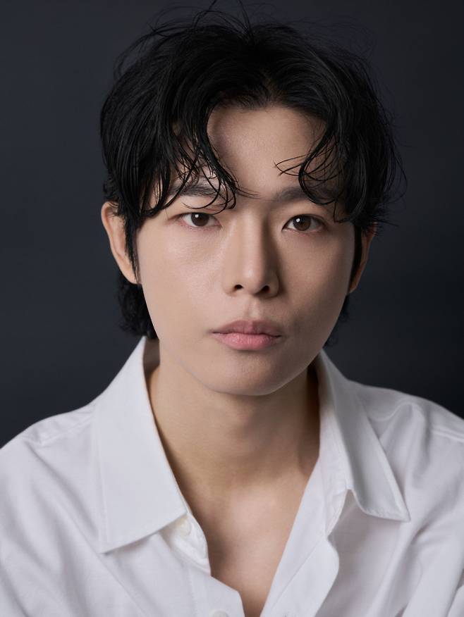 김도건