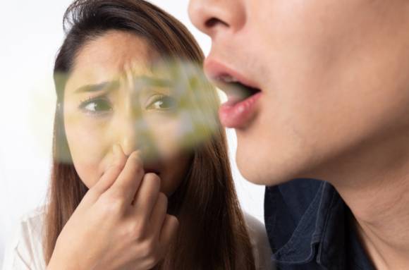 남편의 심한 입냄새 때문에 결혼 생활에 어려움을 겪고 있다는 여성의 사연이 알려졌다. 사진은 본 기사 내용과 무관. [사진=픽사베이]