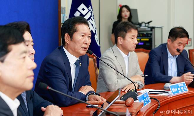 (서울=뉴스1) 안은나 기자 = 정청래 더불어민주당 대표가 10일 오전 서울 여의도 국회에서 최고위원회의 마무리 발언을 하고 있다. 2026.6.10/뉴스1 Copyright (C) 뉴스1. All rights reserved. 무단 전재 및 재배포, AI학습 이용 금지. /사진=(서울=뉴스1) 안은나 기자