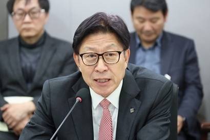박형준 부산시장(사진) 가족이 운영하는 조현화랑이 6·3 지방선거 직후 부산 기장군 청광마을 단독주택을 사들인 것으로 확인됐다. 사진=박은숙 기자