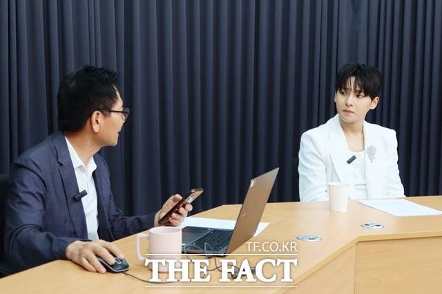 가수 성리의 가장 큰 매력은 뛰어난 가창력만이 아니다. 아이돌, 발라드, 트로트를 모두 경험한 '육각형 올라운더'라는 점, 그리고 수많은 실패를 딛고 일어선 진정성이 그의 가장 큰 경쟁력이다. /이상빈 기자