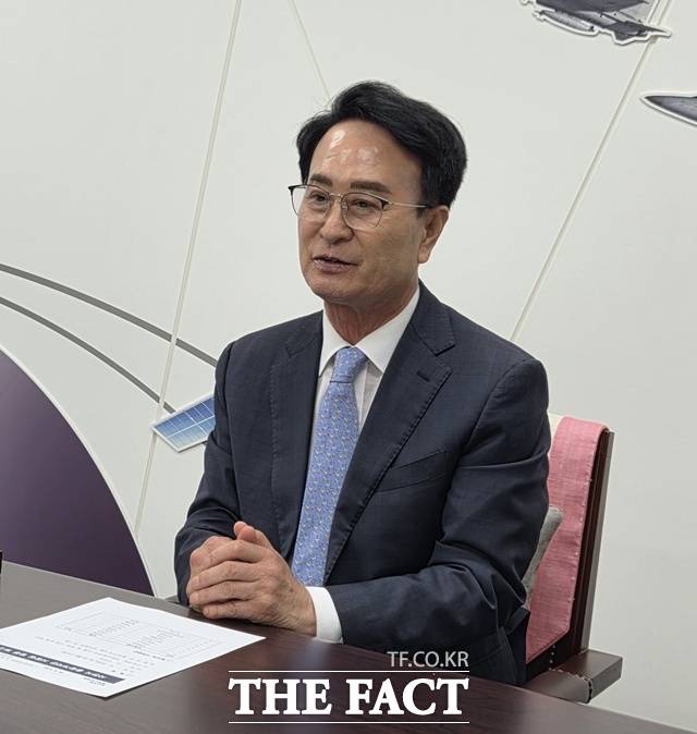 6·3 지방선거에서 재선에 성공한 박동식 사천시장이 민선9기 우주항공 중심 도시로의 도약과 시민 삶의 질 향상을 핵심 과제로 제시했다. /사천=이경구 기자