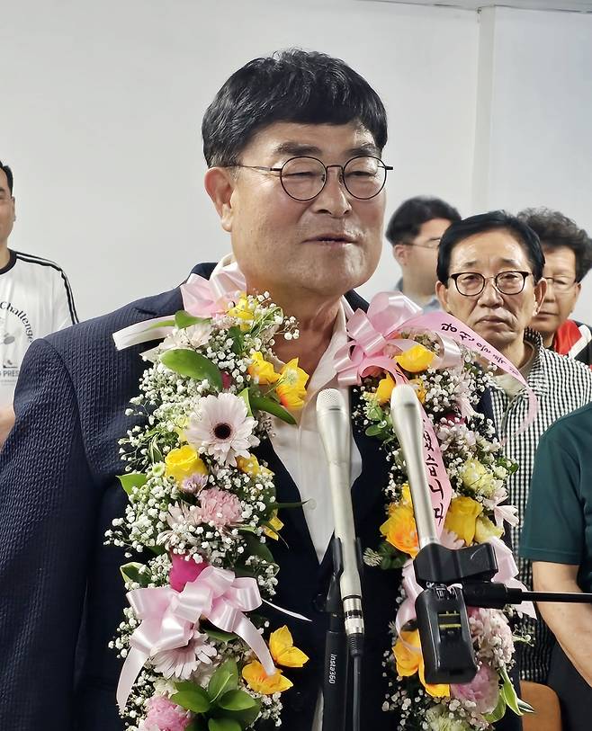 재선에 성공한 박상수 삼척시장 [연합뉴스 자료사진]