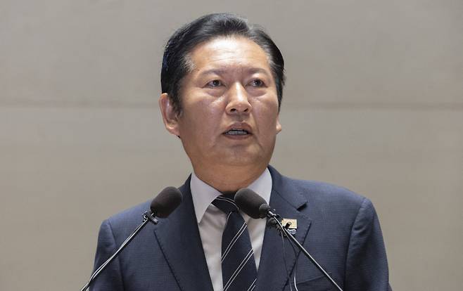 더불어민주당 정청래 대표가 11일 국회에서 열린 의원총회에서 발언하고 있다. 연합뉴스