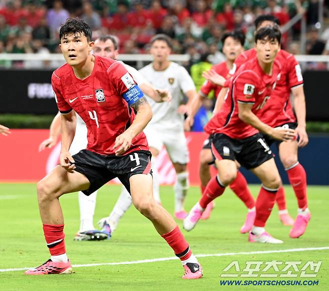 12일(한국시각) 멕시코 과달라하라 사포판의 에스타디오 과달라하라에서 열린 2026 북중미월드컵 대한민국과 체코의 경기. 수비를 펼치는 김민재의 모습. 사포판(멕시코)=허상욱 기자wook@sportschosun.com/2026.06.12/