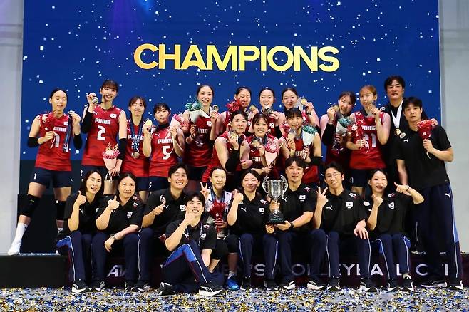AVC컵 우승 기념사진 [아시아배구연맹 제공. 재판매 및 DB 금지]